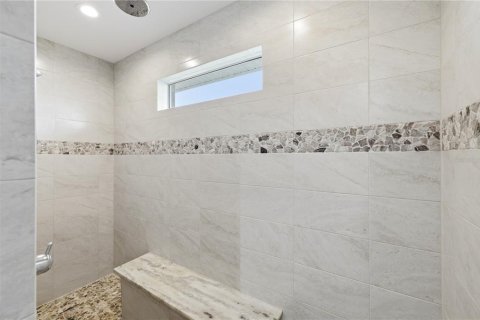 House in Port Charlotte, Florida 3 bedrooms, 202.62 sq.m. № 2354960 - photo 27