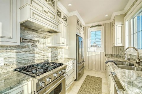 Снять в аренду виллу или дом в Нокомис, Флорида 11 комнат, 162.58м2, № 464723 - фото 11