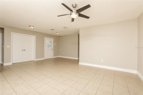 Casa en alquiler en Ocoee, Florida, 4 dormitorios, 122.07 m2 № 1796551 - foto 2