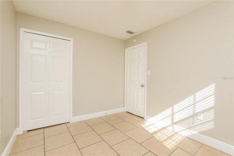 Casa en alquiler en Ocoee, Florida, 4 dormitorios, 122.07 m2 № 1796551 - foto 11