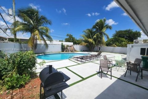 Villa ou maison à louer à Dania Beach, Floride: 1 chambre, 244.98 m2 № 1820125 - photo 10