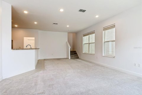 Villa ou maison à vendre à Davenport, Floride: 3 chambres, 160.16 m2 № 2149775 - photo 3