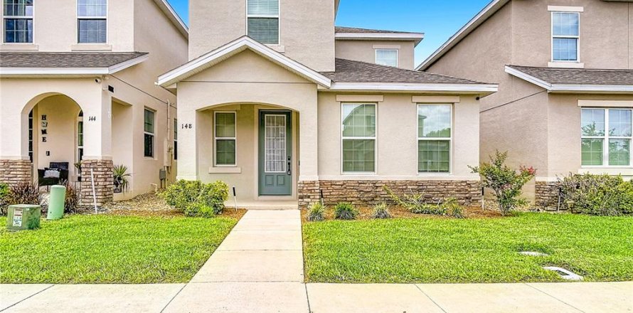 Villa ou maison à Davenport, Floride 3 chambres, 160.16 m2 № 2149775