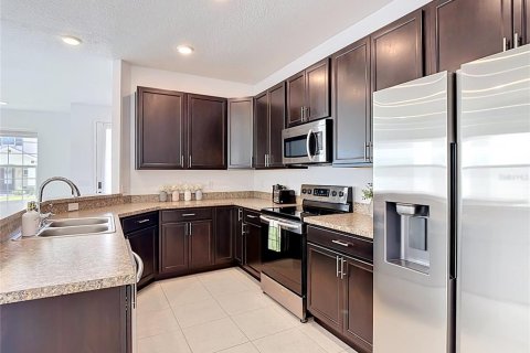 Villa ou maison à vendre à Davenport, Floride: 3 chambres, 160.16 m2 № 2149775 - photo 2