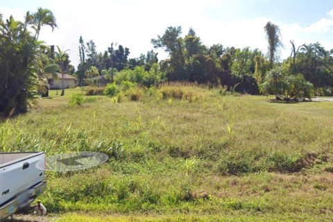 Land in Bokeelia, Florida № 2379833 - photo 2