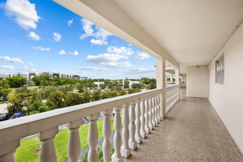 Copropriété à vendre à Coral Springs, Floride: 2 chambres, 111.11 m2 № 2084507 - photo 20
