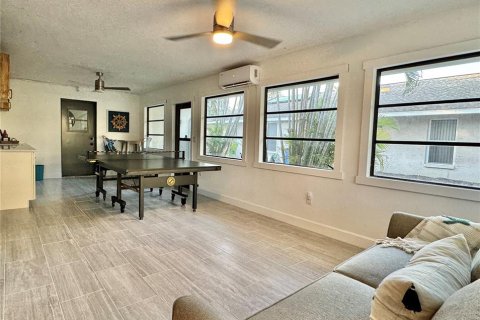 Villa ou maison à louer à Bradenton, Floride: 3 chambres, 179.95 m2 № 2258653 - photo 29