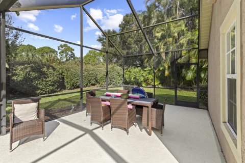 House in Port St. Lucie, Florida 4 bedrooms, 232.35 sq.m. № 2083051 - photo 26