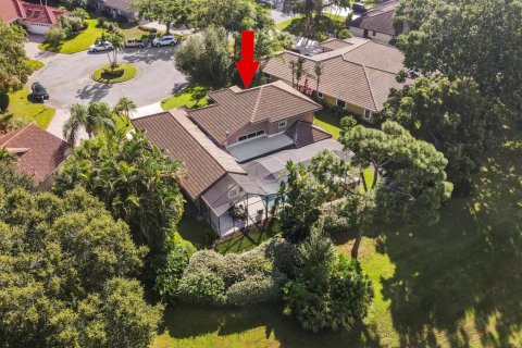 House in Port St. Lucie, Florida 4 bedrooms, 232.35 sq.m. № 2083051 - photo 17
