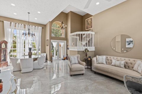 House in Port St. Lucie, Florida 4 bedrooms, 232.35 sq.m. № 2083051 - photo 4