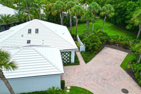House in Jupiter, Florida 2 bedrooms, 175.21 sq.m. № 2155038 - photo 14
