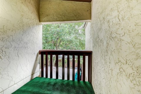 Condo in Miami, Florida, 3 bedrooms  № 2173528 - photo 24