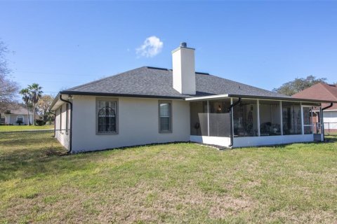 Villa ou maison à vendre à Keystone Heights, Floride: 4 chambres, 214.6 m2 № 2427583 - photo 21