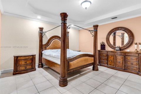 Купить виллу или дом в Майами, Флорида 4 спальни, 283.72м2, № 2088480 - фото 28