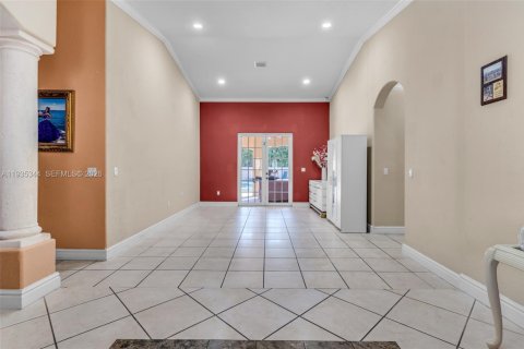 Купить виллу или дом в Майами, Флорида 4 спальни, 283.72м2, № 2088480 - фото 5