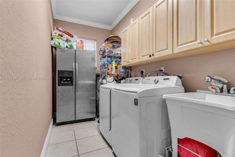 Купить виллу или дом в Майами, Флорида 4 спальни, 283.72м2, № 2088480 - фото 18