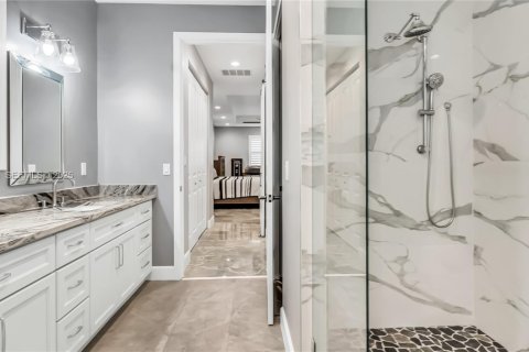 Casa en venta en Jupiter, Florida, 5 dormitorios, 256.97 m2 № 1992168 - foto 22