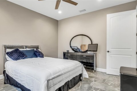 Casa en venta en Jupiter, Florida, 5 dormitorios, 256.97 m2 № 1992168 - foto 14