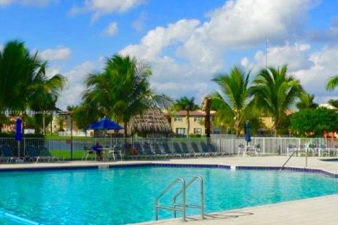 Touwnhouse à louer à Doral, Floride: 4 chambres, 196.77 m2 № 1897629 - photo 18