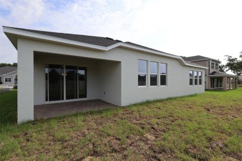 House in Apopka, Florida 4 bedrooms, 256.69 sq.m. № 2092733 - photo 14
