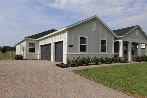 House in Apopka, Florida 4 bedrooms, 256.69 sq.m. № 2092733 - photo 2