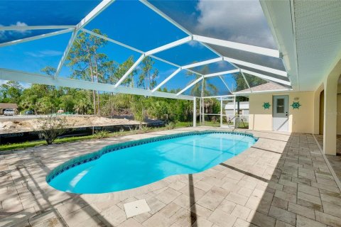 Villa ou maison à vendre à Port Charlotte, Floride: 3 chambres, 157.93 m2 № 1799813 - photo 7