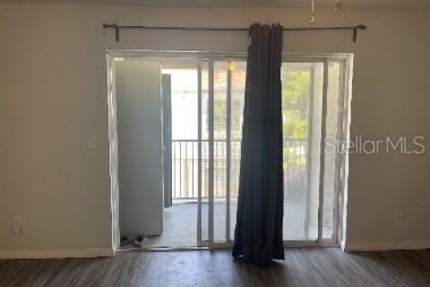 Apartamento en alquiler en Tampa, Florida, 2 dormitorios, 90.49 m2 № 2123118 - foto 2