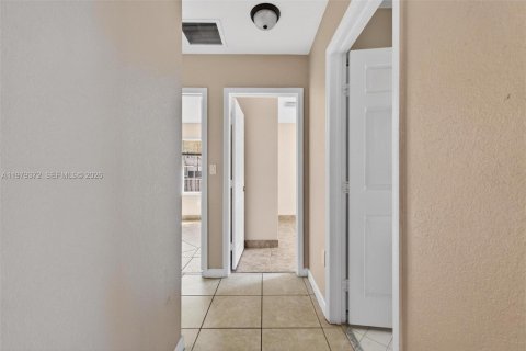 Villa ou maison à vendre à Cutler Bay, Floride: 3 chambres, 162.49 m2 № 2049360 - photo 9