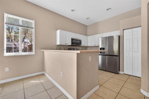 Villa ou maison à vendre à Cutler Bay, Floride: 3 chambres, 162.49 m2 № 2049360 - photo 21