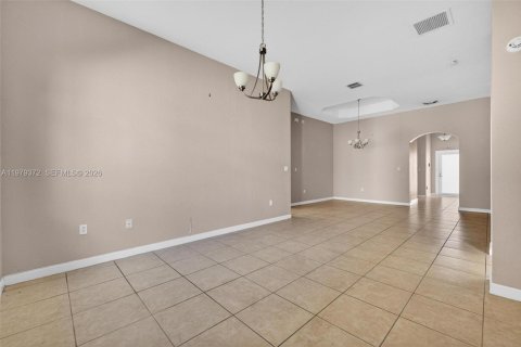 Villa ou maison à vendre à Cutler Bay, Floride: 3 chambres, 162.49 m2 № 2049360 - photo 19