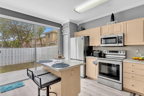 Adosado en venta en Sunrise, Florida, 4 dormitorios, 171.68 m2 № 1963527 - foto 14