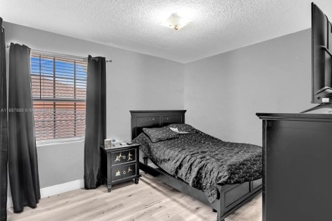 Adosado en venta en Sunrise, Florida, 4 dormitorios, 171.68 m2 № 1963527 - foto 30