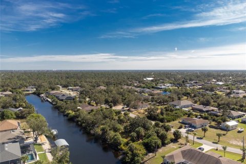 Land in Port Charlotte, Florida № 885557 - photo 15