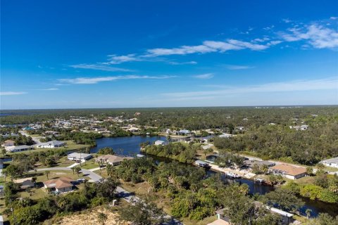 Land in Port Charlotte, Florida № 885557 - photo 11