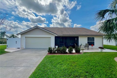 House in Lake Placid, Florida 2 bedrooms, 157 sq.m. № 1565010 - photo 1