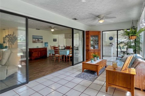 House in Lake Placid, Florida 2 bedrooms, 157 sq.m. № 1565010 - photo 13