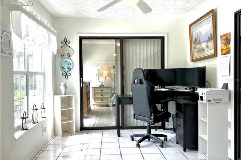 House in Lake Placid, Florida 2 bedrooms, 157 sq.m. № 1565010 - photo 15