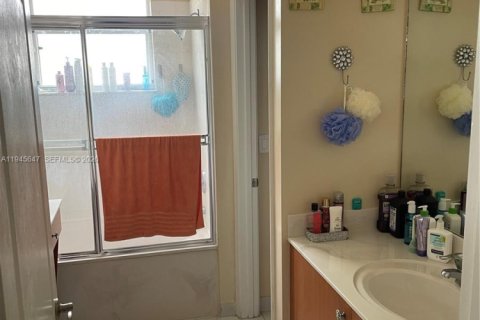 Casa en venta en Homestead, Florida, 4 dormitorios, 169.08 m2 № 2054548 - foto 24