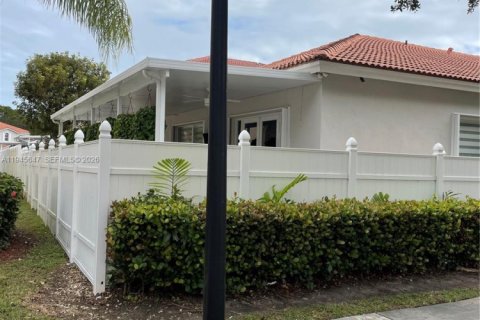 Casa en venta en Homestead, Florida, 4 dormitorios, 169.08 m2 № 2054548 - foto 4