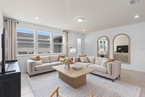Townhouse in Clermont, Florida 4 bedrooms, 171.59 sq.m. № 2219238 - photo 9