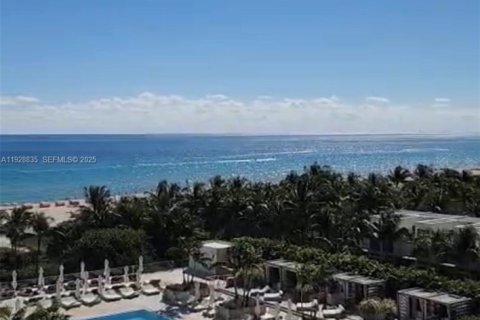 Снять в аренду кондоминиум в Майами-Бич, Флорида 1 спальня, 81.75м2, № 1987239 - фото 22