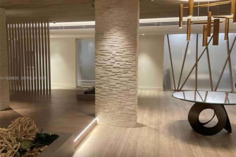 Снять в аренду кондоминиум в Майами-Бич, Флорида 1 спальня, 81.75м2, № 1987239 - фото 12