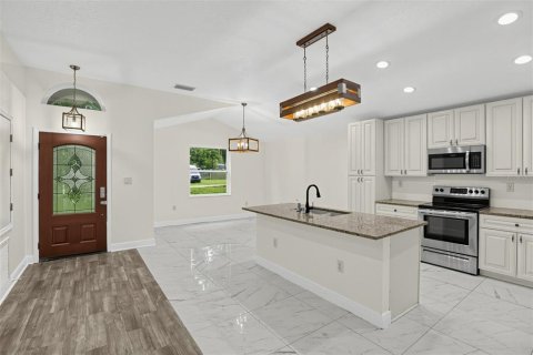 Villa ou maison à vendre à Mount Dora, Floride: 4 chambres, 171.31 m2 № 2408145 - photo 7