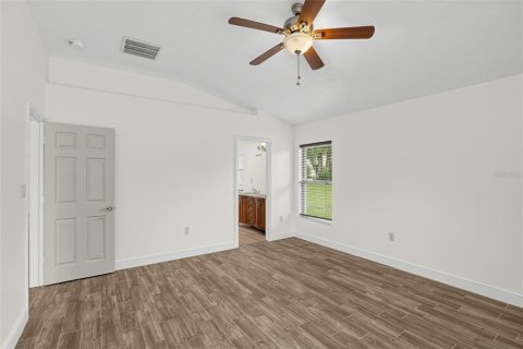 Villa ou maison à vendre à Mount Dora, Floride: 4 chambres, 171.31 m2 № 2408145 - photo 20