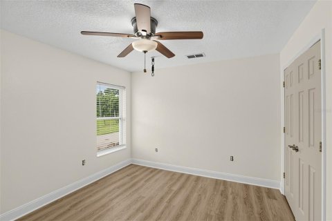 Villa ou maison à vendre à Mount Dora, Floride: 4 chambres, 171.31 m2 № 2408145 - photo 14