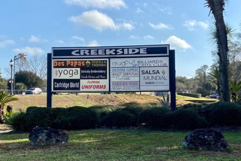 Commercial property in Gainesville, Florida 78.04 sq.m. № 2196706