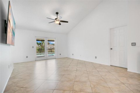 House in Oviedo, Florida 3 bedrooms, 172.71 sq.m. № 1871021 - photo 5