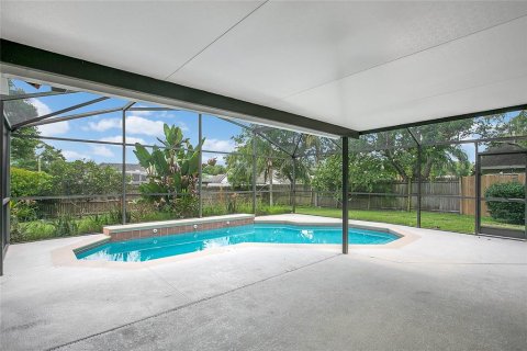 House in Oviedo, Florida 3 bedrooms, 172.71 sq.m. № 1871021 - photo 24