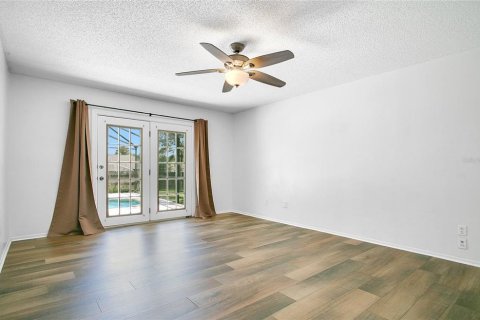 House in Oviedo, Florida 3 bedrooms, 172.71 sq.m. № 1871021 - photo 15