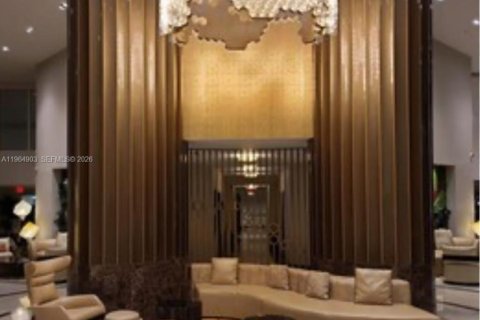 Купить кондоминиум в Санни-Айлс-Бич, Флорида 61.69м2, № 2027834 - фото 15